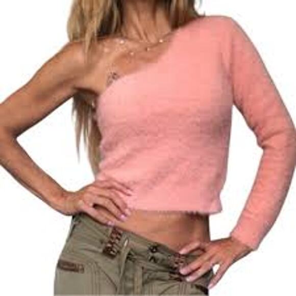 Le Lis Sweaters - Le Lis Fuzzy One Shoulder Sweater Light Pink Long Sleeve Crop Top Women’s S